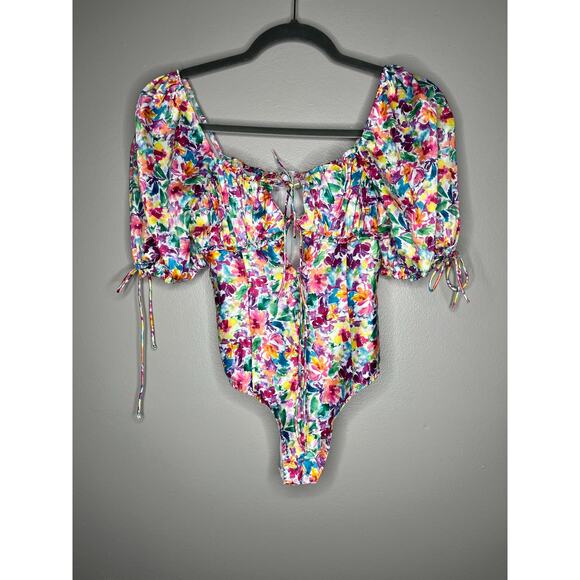 For Love and Lemons Watercolor Exclusive Floral Bow Cut Out Bodysuit NWT Size XS - Picture 3 of 13
